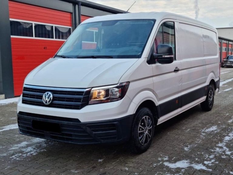 Volkswagen Crafter mieten in  Landshut oder in Moosburg bei FAM 